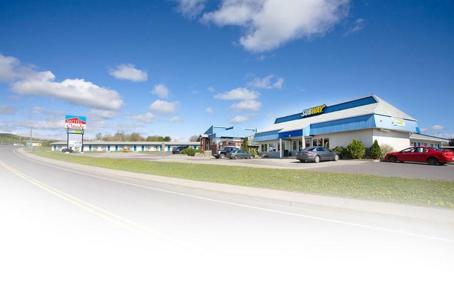 Motel Claude Degelis Exteriér fotografie